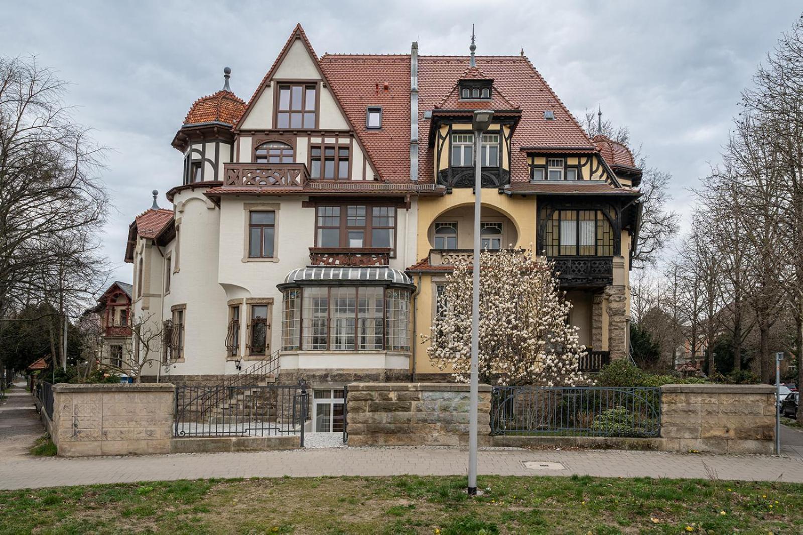 Benville - Grosser Garten - Modern -wlan Appartement *